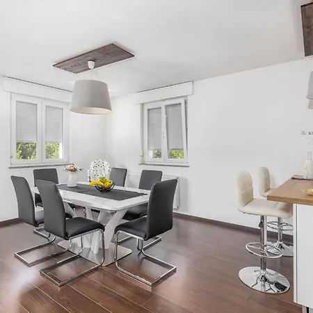Cozy In With Wifi Appartement